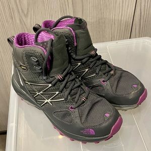 North face hiking boots women 7